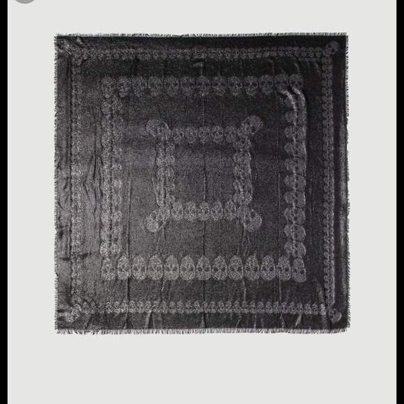 Zadig and Voltaire NWT Kerry Jac Large Scarf - Picture 9 of 12